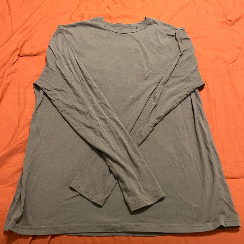 Men's Gray Long Sleeve Shirt